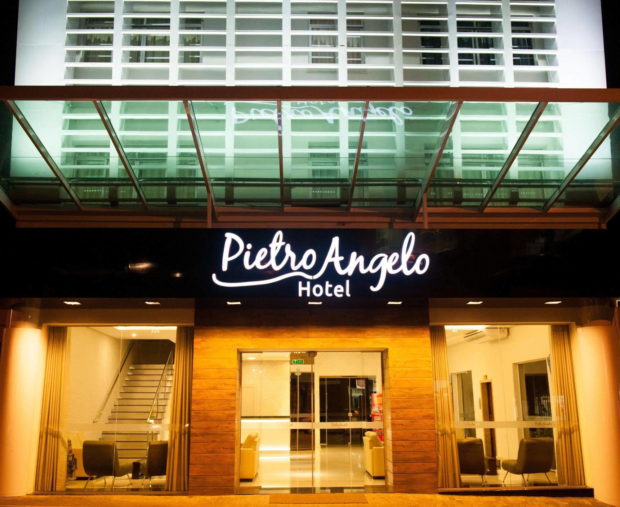 彼得罗安杰洛酒店 伊瓜苏 外观 照片